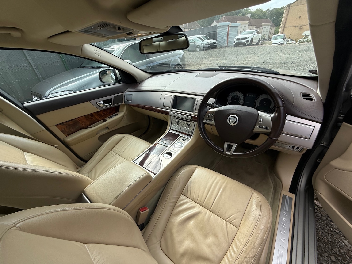 Used Jaguar XF 2010 for sale - 76375586: Photo 13