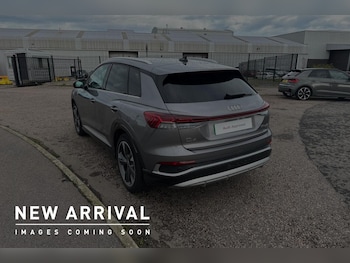Used Audi Q4 e-tron 2023 for sale - 76189369: Photo 3