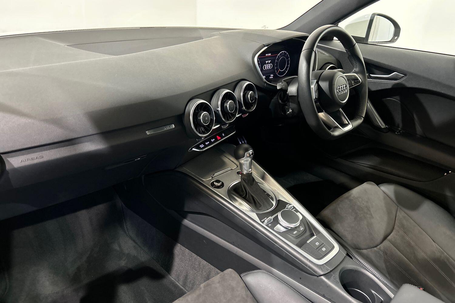Used Audi TT 2022 for sale - 76136345: Photo 3