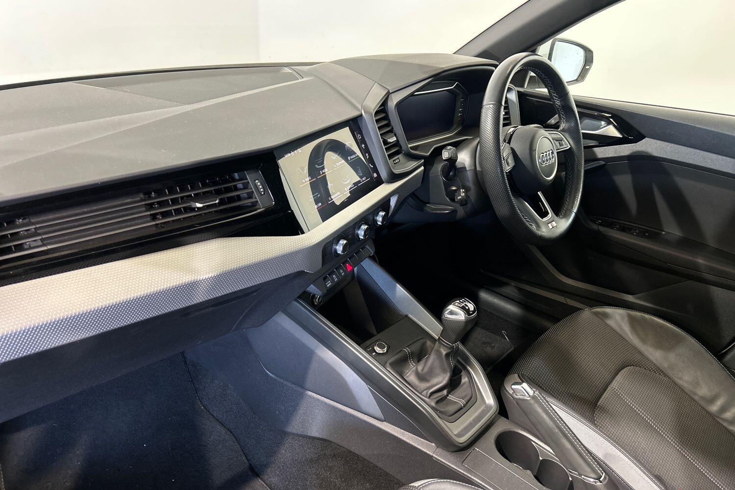 Used Audi A1 2023 for sale - 76084963: Photo 3