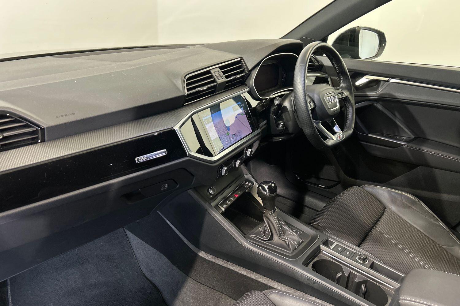 Used Audi Q3 2021 for sale - 76013394: Photo 3