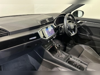 Used Audi Q3 2021 for sale - 76013394: Photo 3