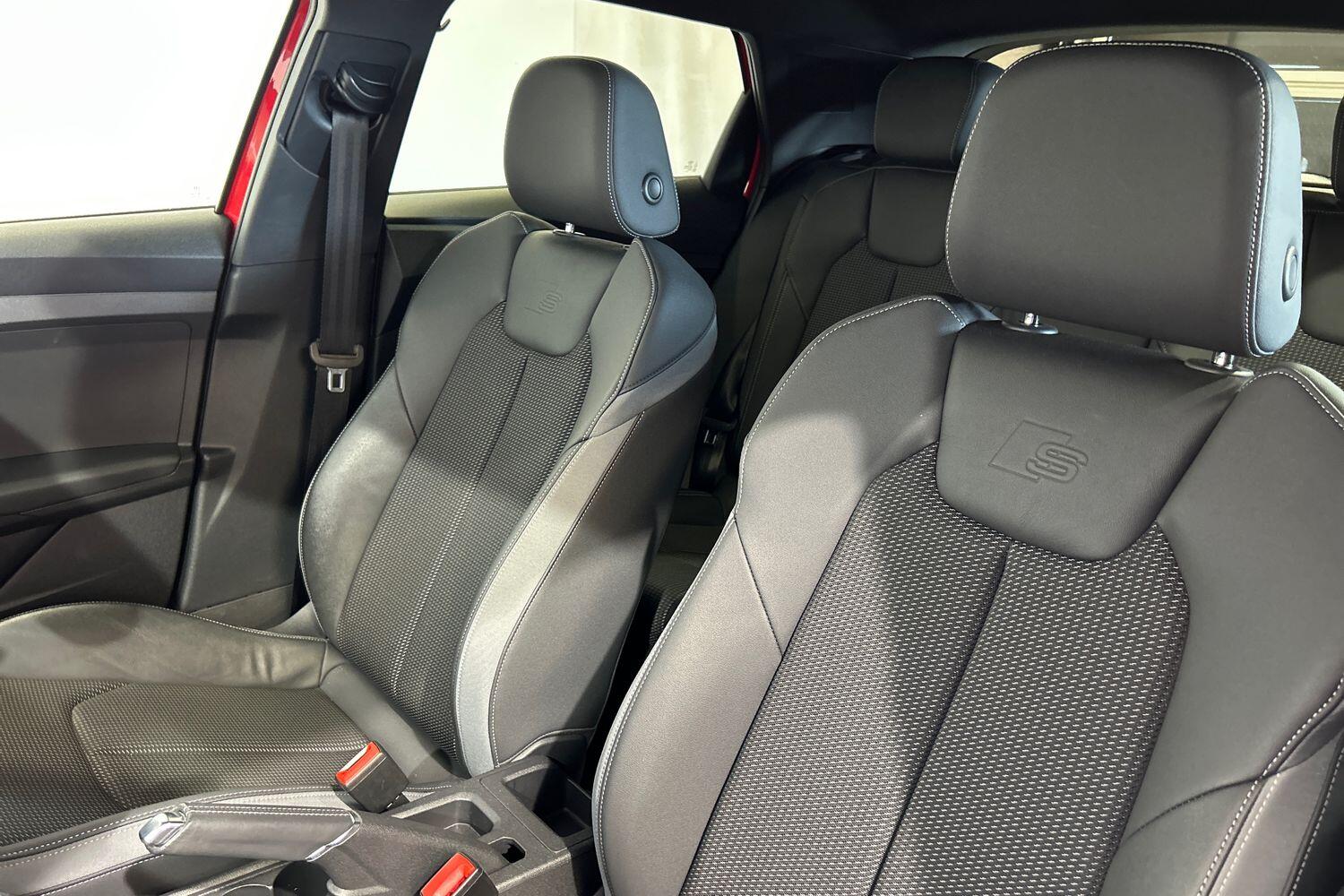 Used Audi A1 for sale - 76094333: Photo 17