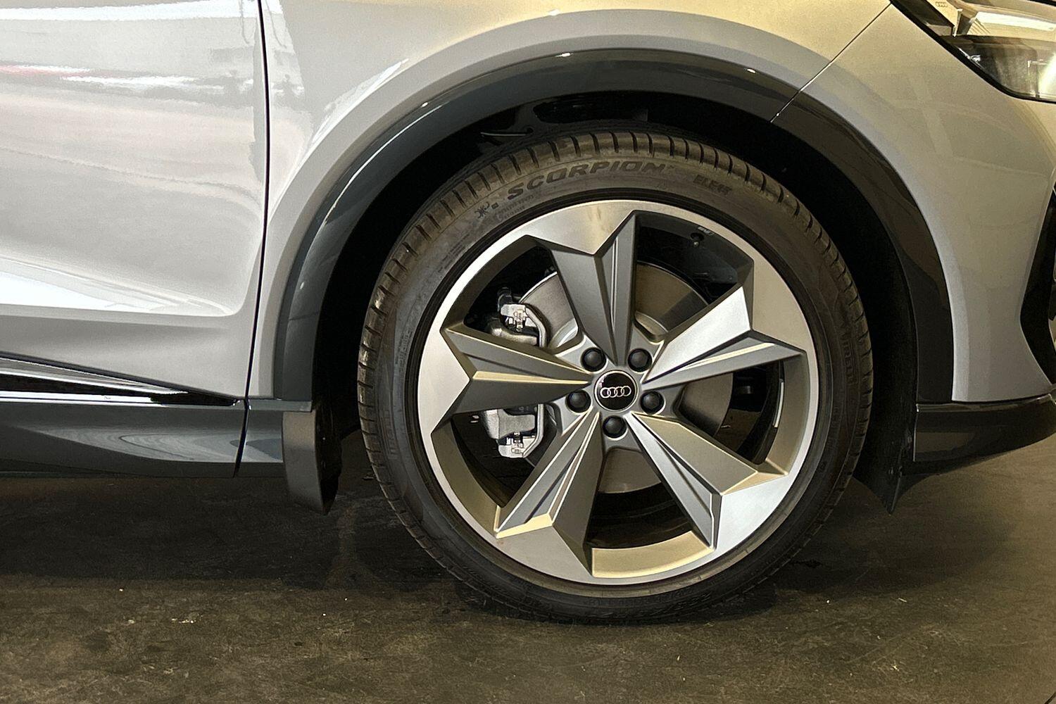 Used Audi Q4 e-tron 2025 for sale - 76072505: Photo 6