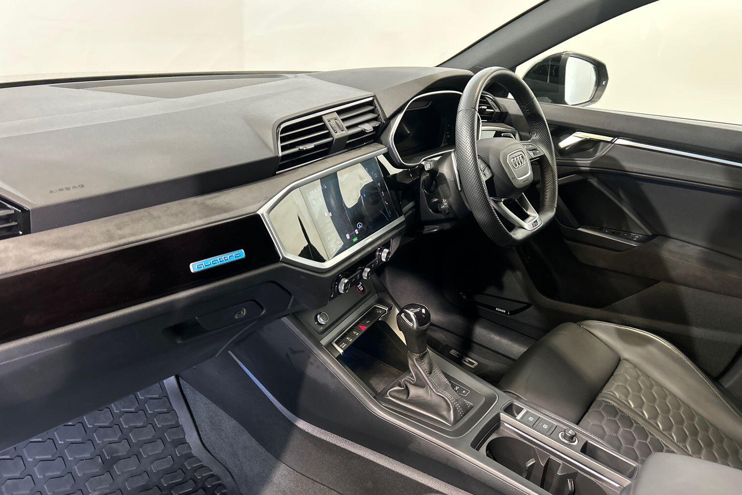 Used Audi RS Q3 2022 for sale - 76043133: Photo 3
