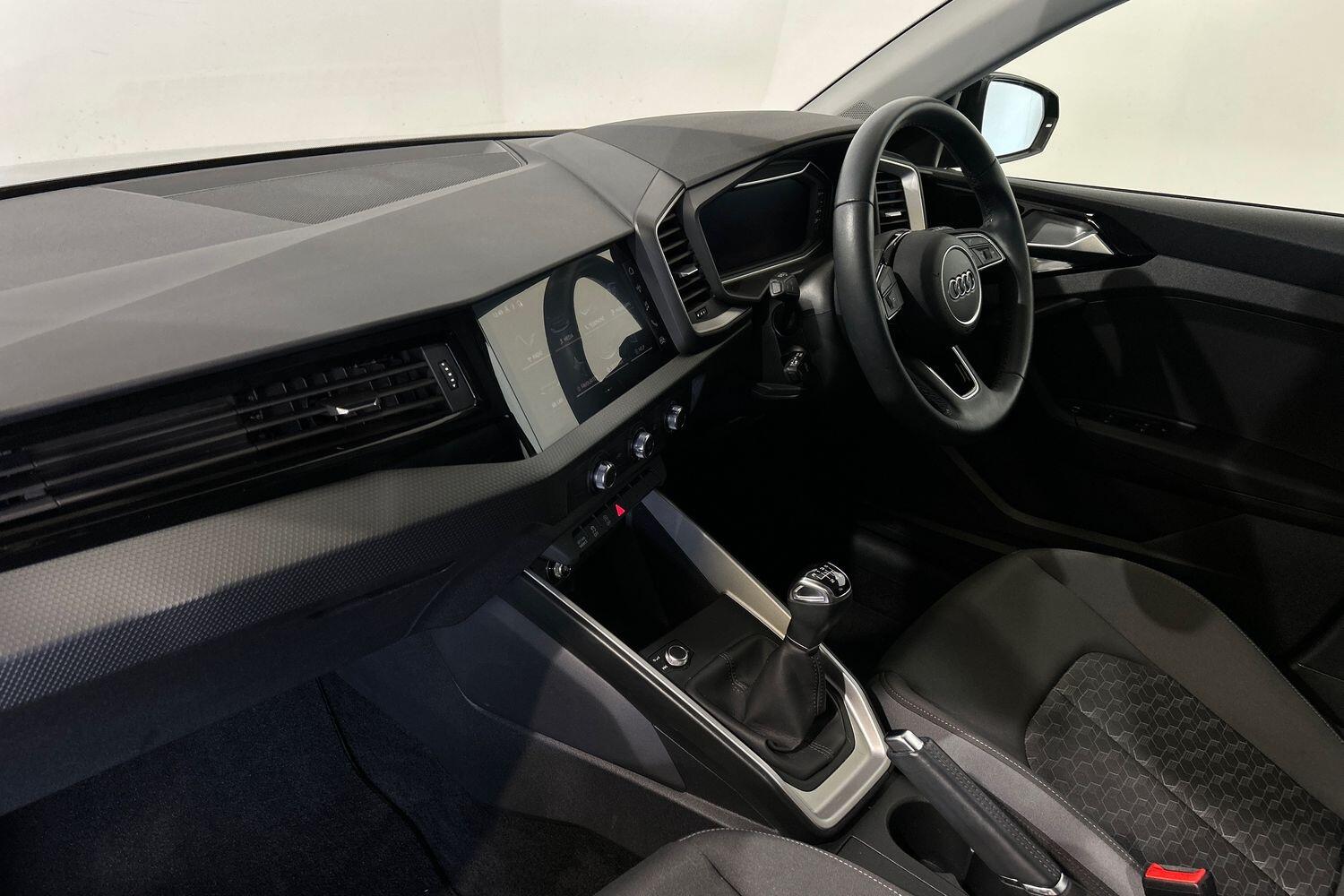 Used Audi A1 2023 for sale - 76135932: Photo 3