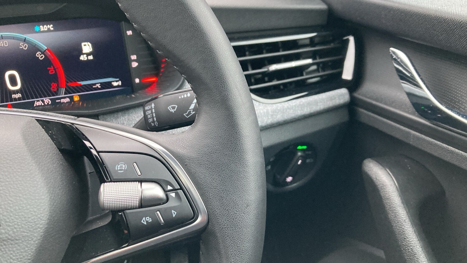 Used Skoda Kamiq 2025 for sale - 77639122: Photo 18