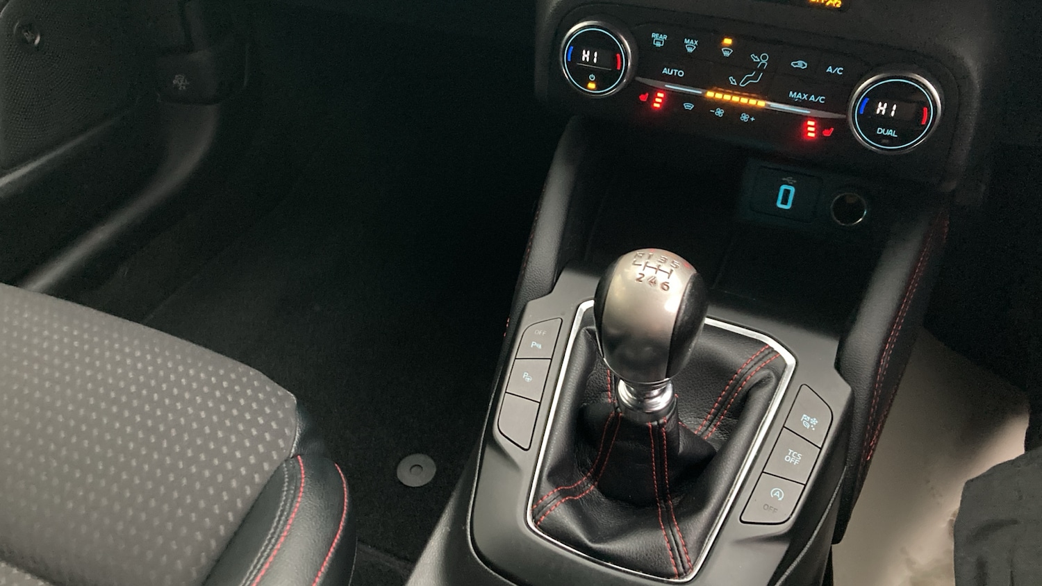 Used Ford Focus 2018 for sale - 77228130: Photo 13