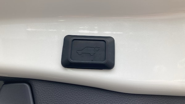 Used Toyota RAV4 2021 for sale - 76006656: Photo 21