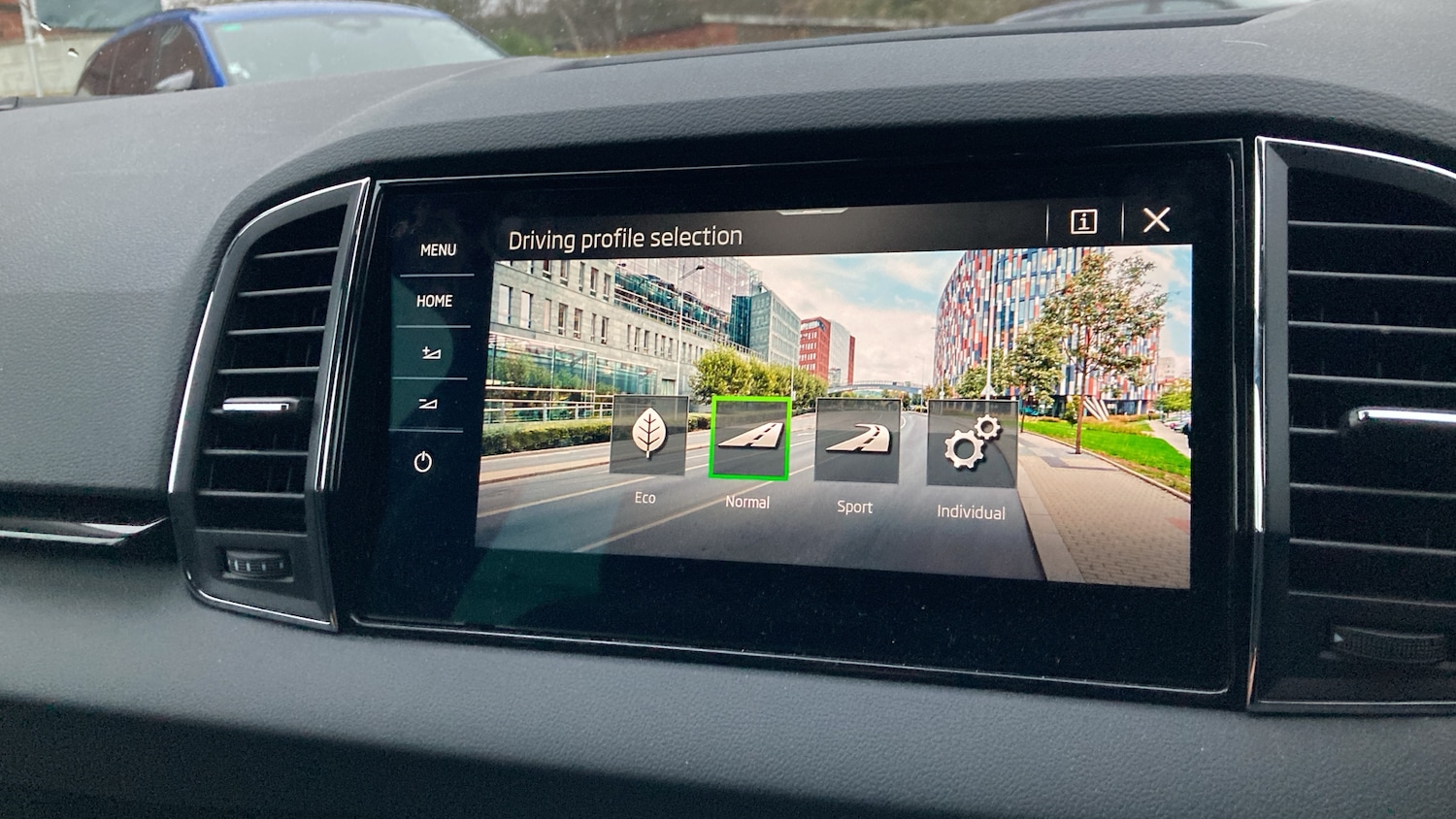 Used Skoda Karoq 2025 for sale - 77450227: Photo 24