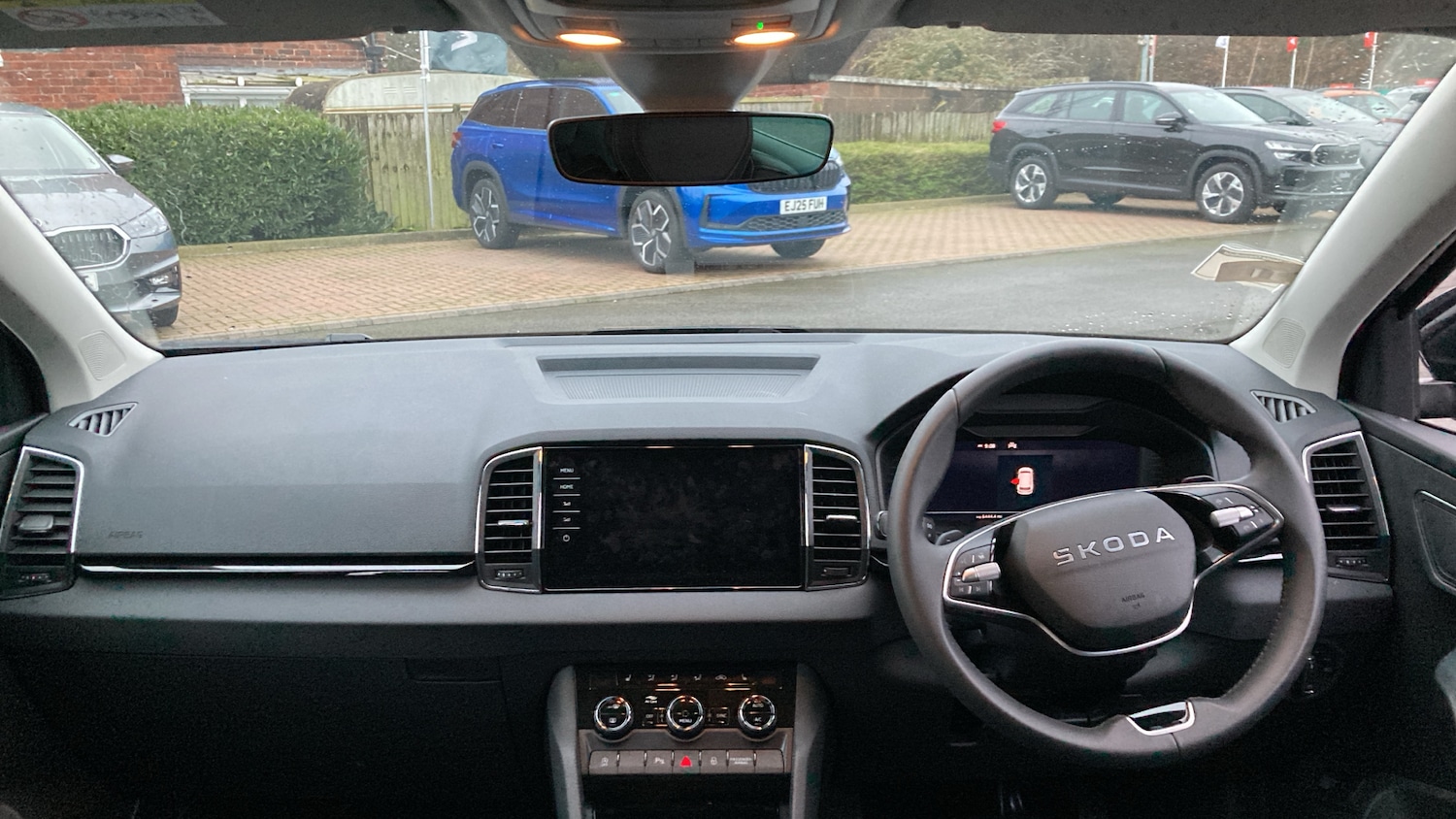 Used Skoda Karoq 2025 for sale - 77450227: Photo 9