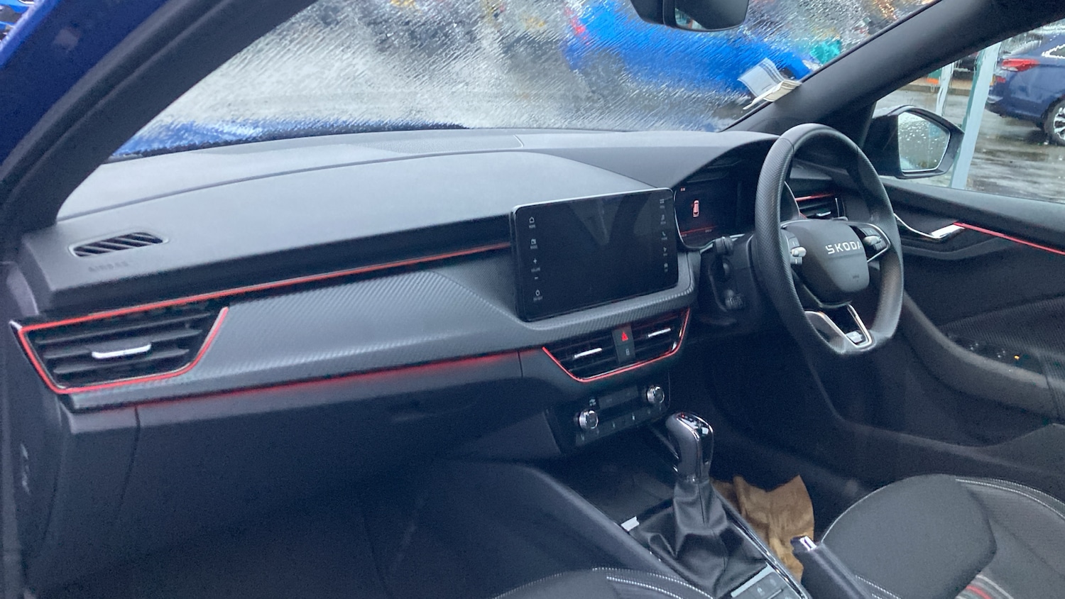 Used Skoda Kamiq 2025 for sale - 77450234: Photo 2