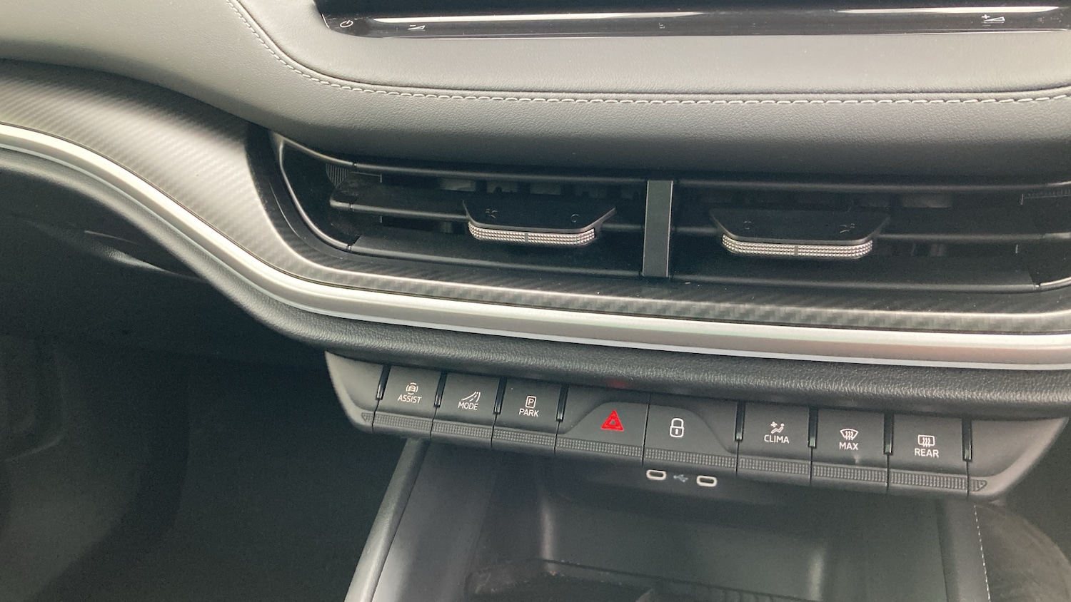 Used Skoda Enyaq 2025 for sale - 78000745: Photo 13