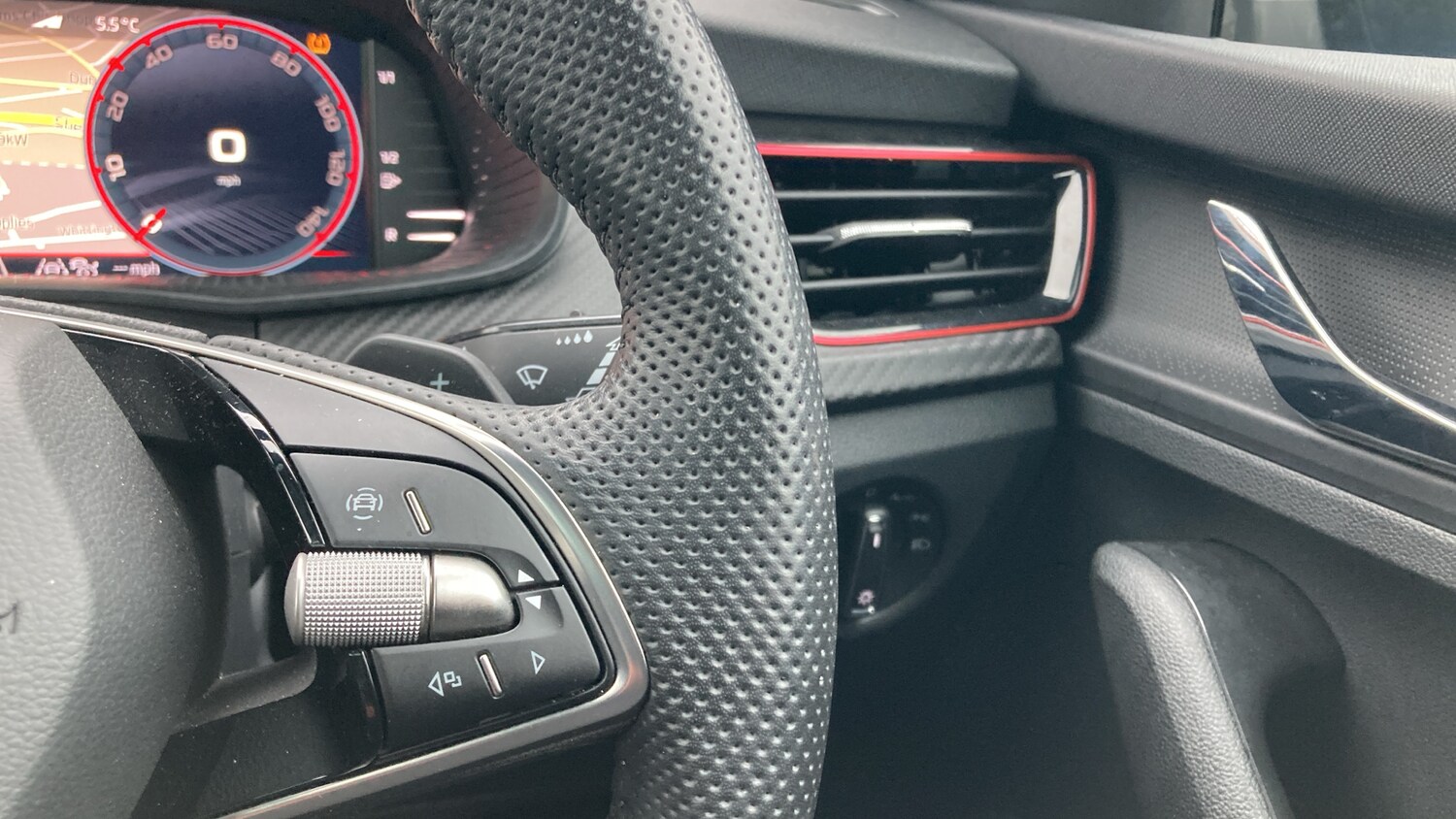 Used Skoda Kamiq 2025 for sale - 77818683: Photo 23