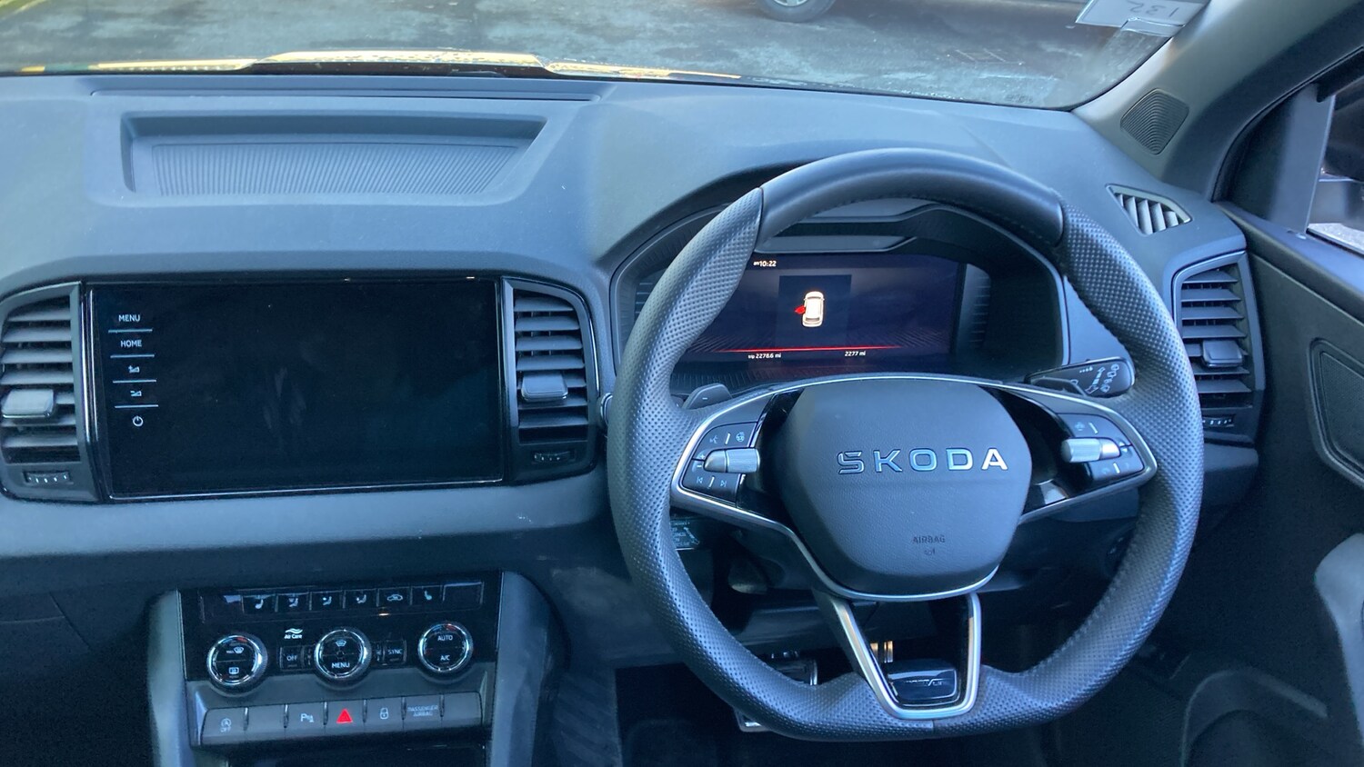 Used Skoda Karoq 2025 for sale - 77930498: Photo 10