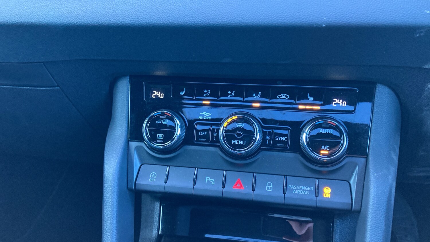 Used Skoda Karoq 2025 for sale - 77930498: Photo 13