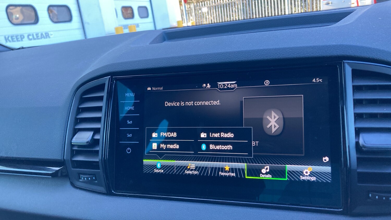 Used Skoda Karoq 2025 for sale - 77930498: Photo 34