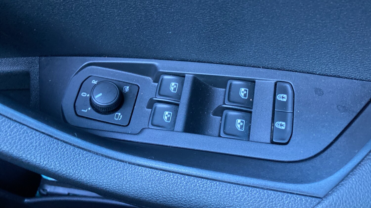 Used Skoda Karoq 2025 for sale - 77930498: Photo 35