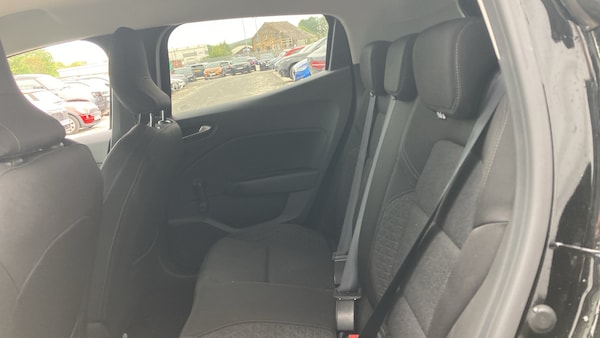 Used Renault Clio 2019 for sale - 76222094: Photo 16