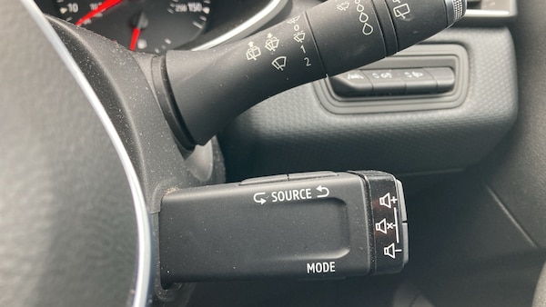 Used Renault Clio 2019 for sale - 76222094: Photo 23