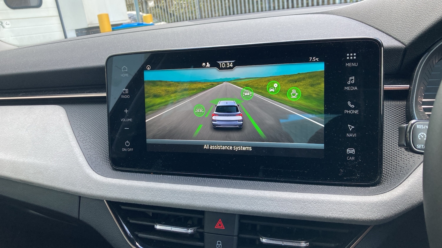 Used Skoda Kamiq 2024 for sale - 77945331: Photo 30