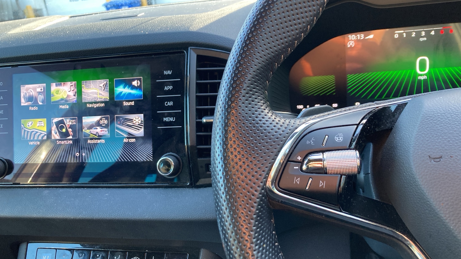 Used Skoda Karoq 2023 for sale - 76640782: Photo 21