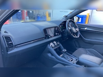 Used Skoda Karoq 2023 for sale - 76640782: Photo