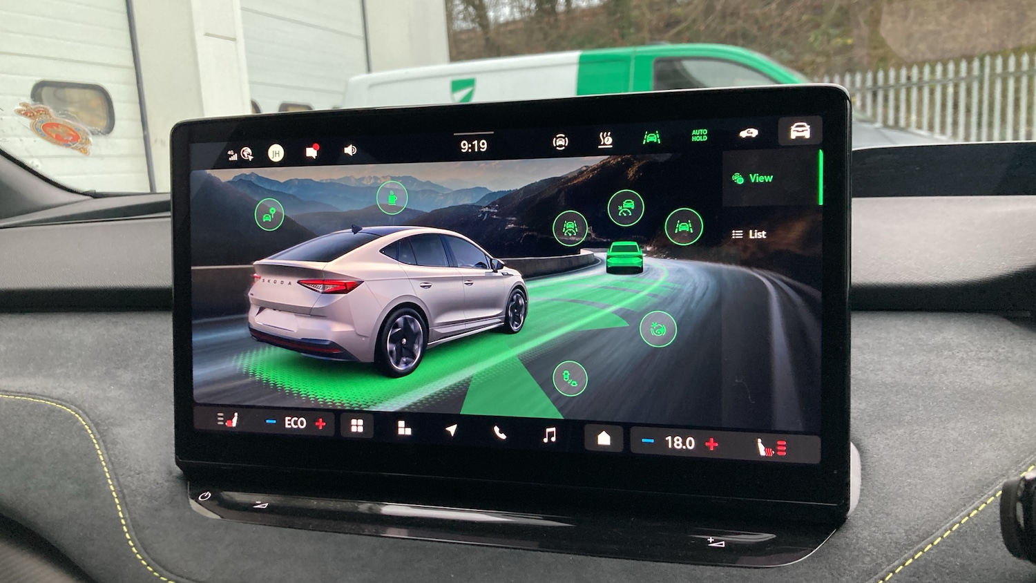 Used Skoda Enyaq 2025 for sale - 77063824: Photo 29