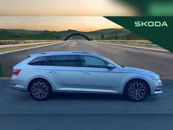 Used Skoda Superb 2022 for sale - 76722685: Photo