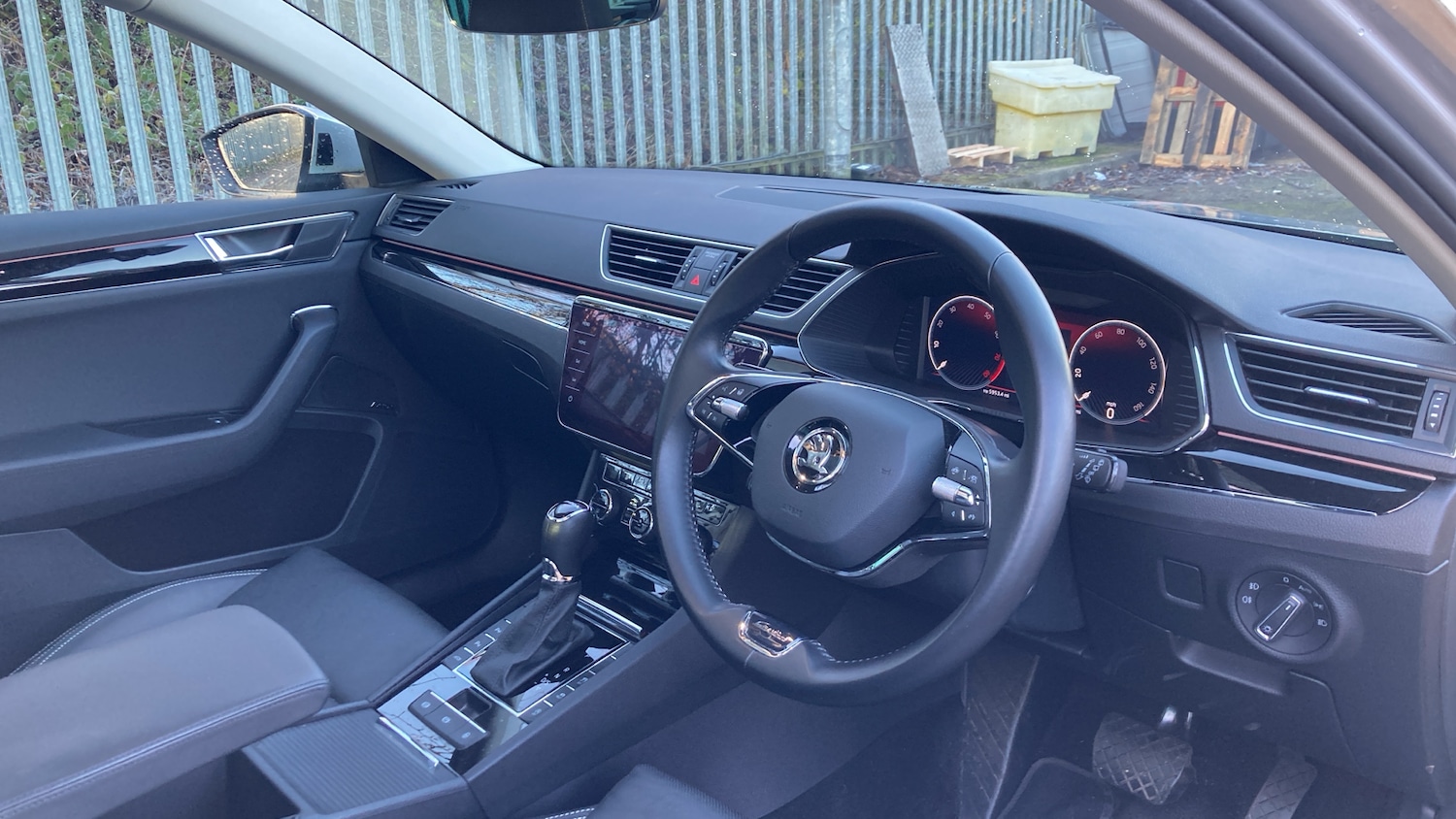 Used Skoda Superb 2022 for sale - 76722685: Photo 6