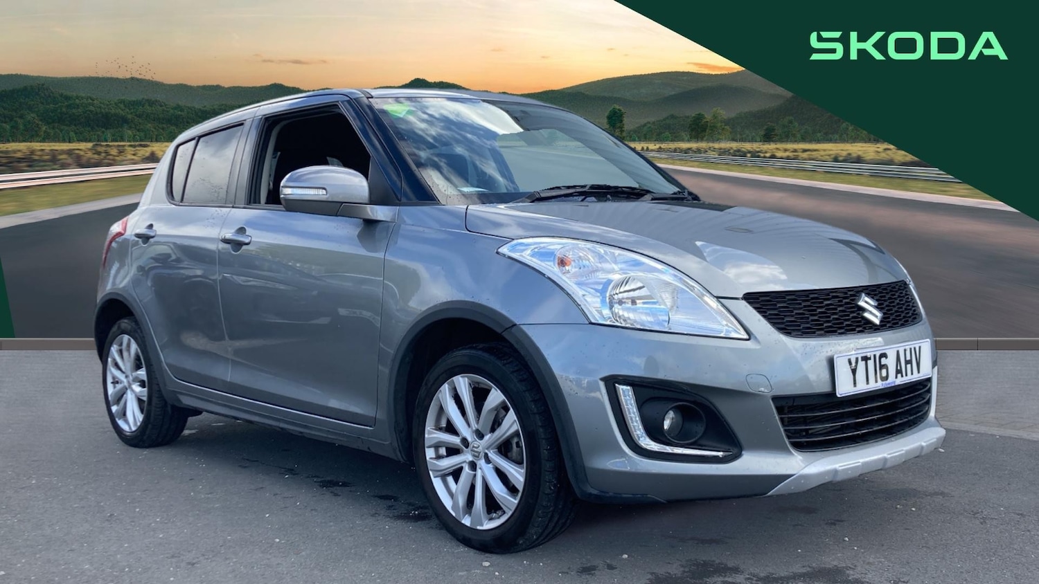 Used Suzuki Swift 2016 for sale - 76006667: Photo 1
