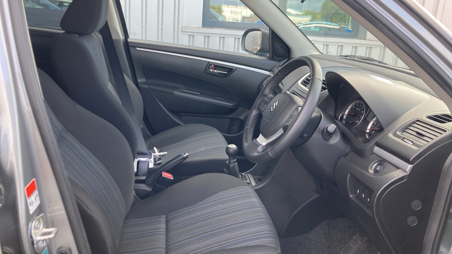Used Suzuki Swift 2016 for sale - 76006667: Photo 15