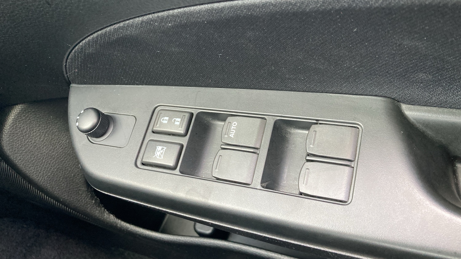 Used Suzuki Swift 2016 for sale - 76006667: Photo 25