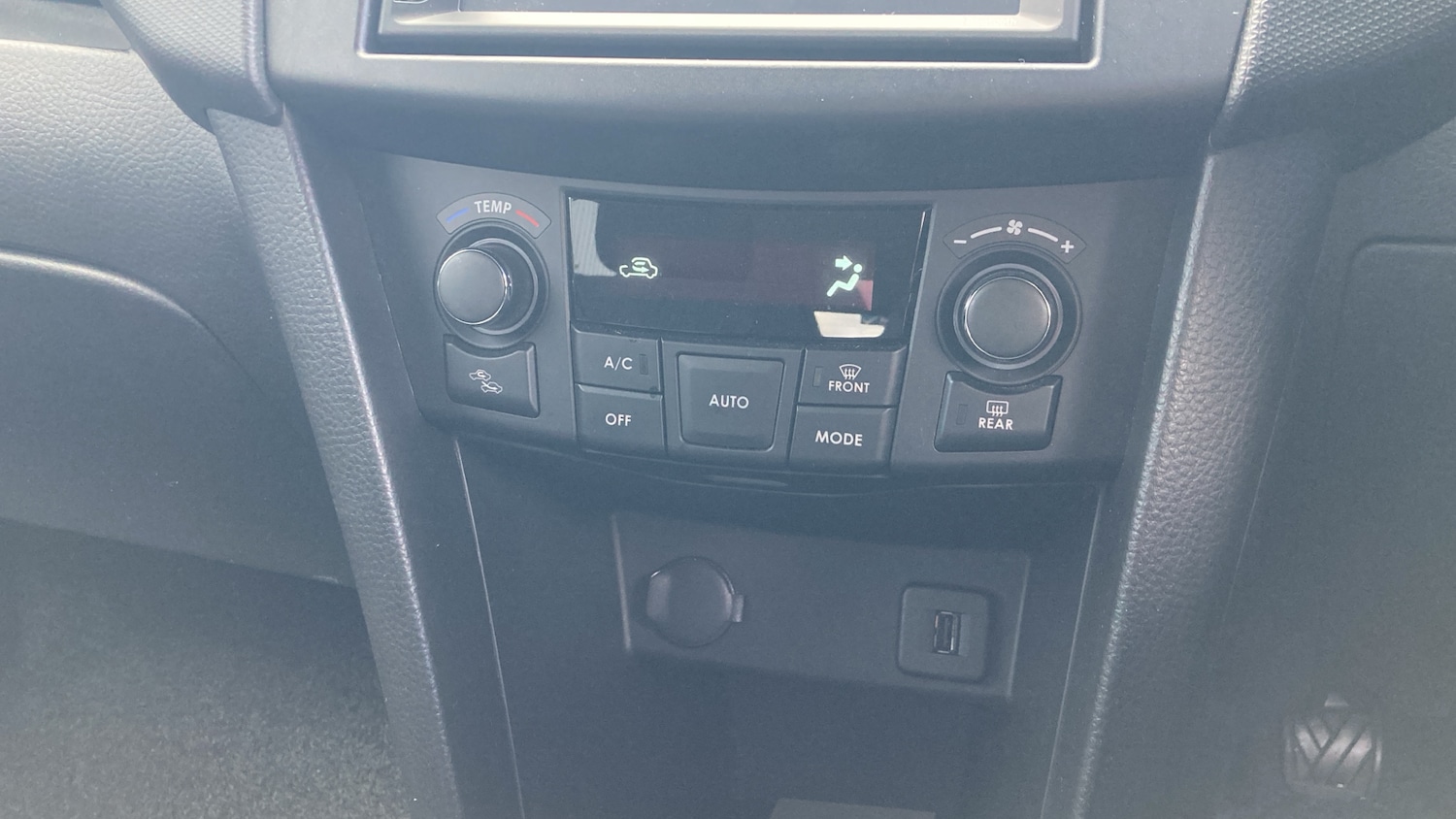 Used Suzuki Swift 2016 for sale - 76006667: Photo 26