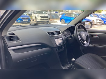Used Suzuki Swift 2016 for sale - 76006667: Photo 2