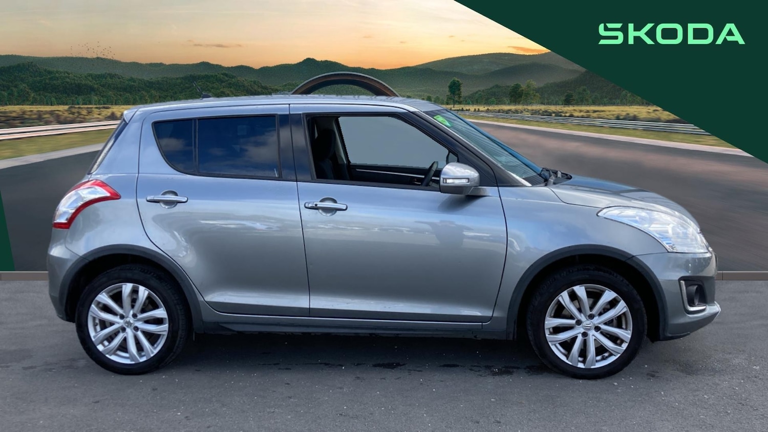 Used Suzuki Swift 2016 for sale - 76006667: Photo 4