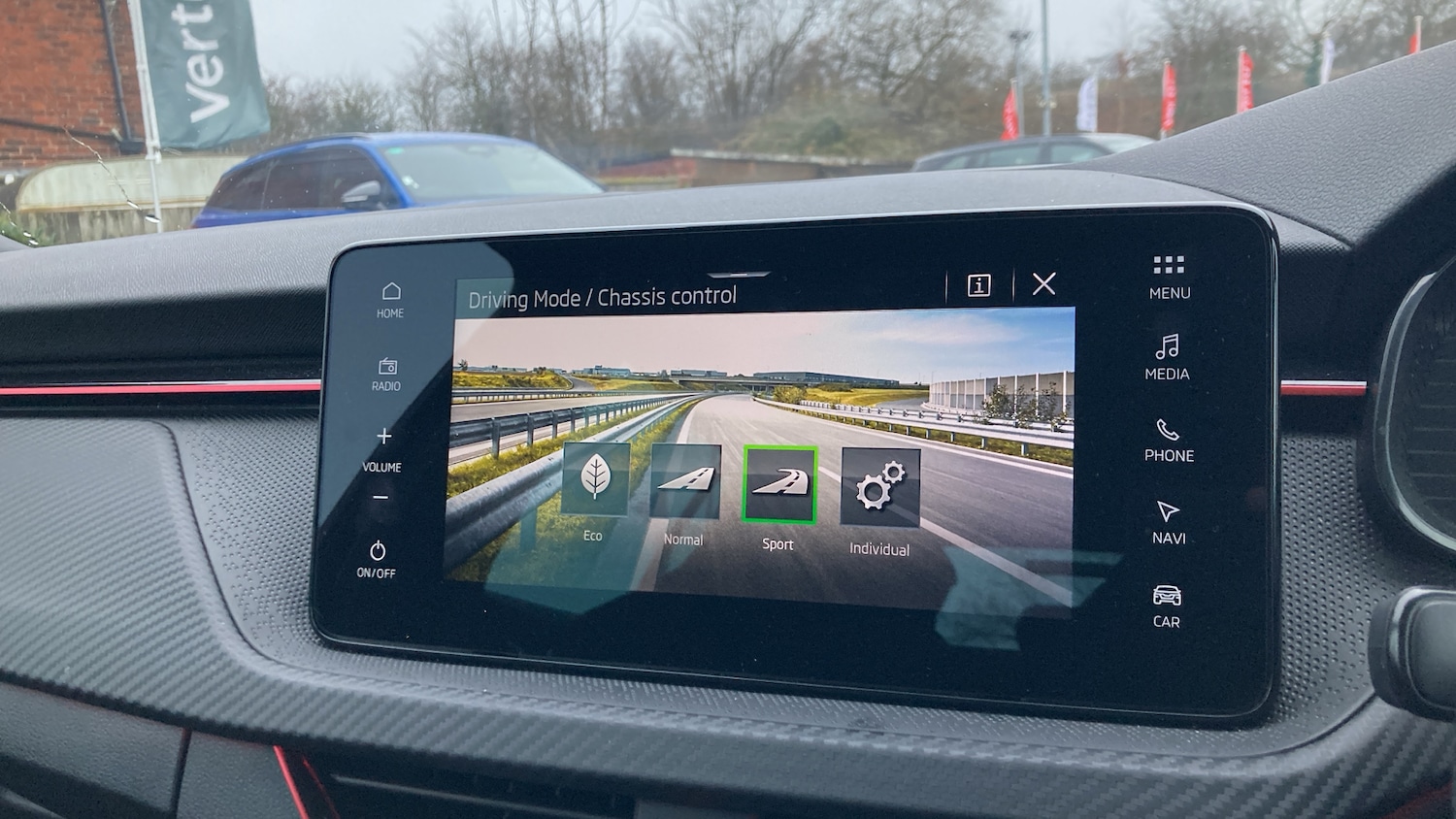 Used Skoda Kamiq 2025 for sale - 77848763: Photo 26