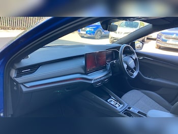 Used Skoda Octavia 2025 for sale - 78357055: Photo