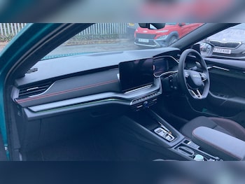 Used Skoda Octavia 2025 for sale - 77664849: Photo