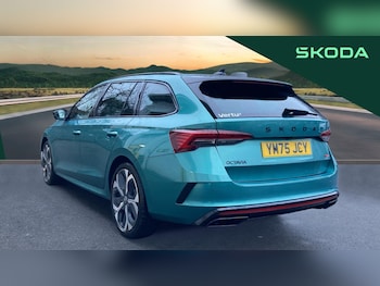 Used Skoda Octavia 2025 for sale - 77664849: Photo