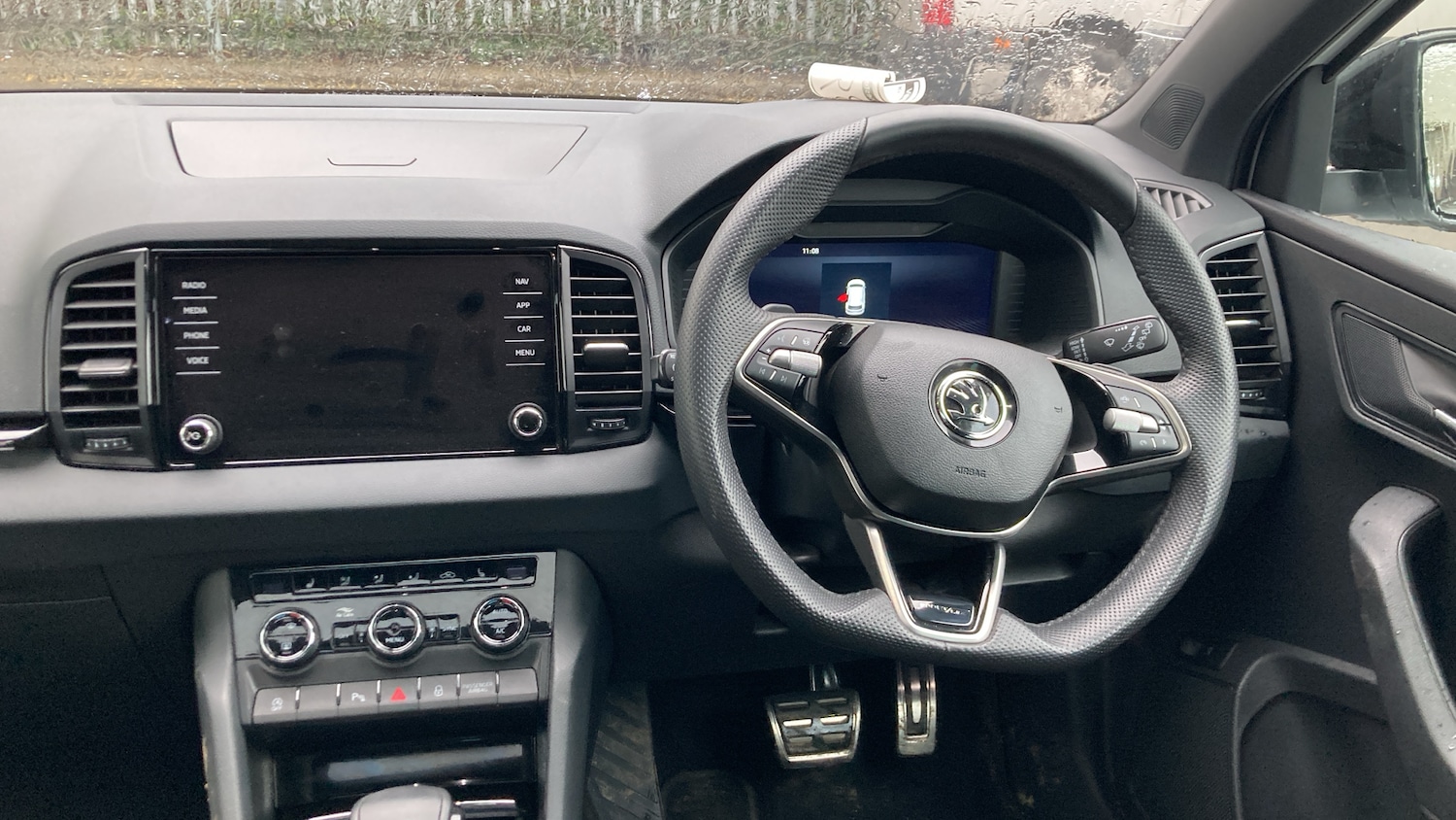 Used Skoda Karoq 2024 for sale - 77274745: Photo 10