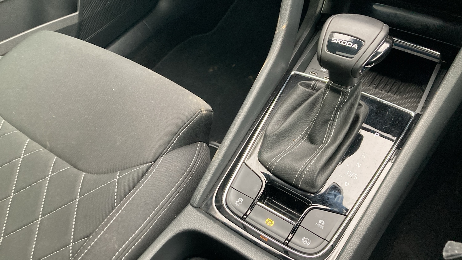 Used Skoda Karoq 2024 for sale - 77274745: Photo 14