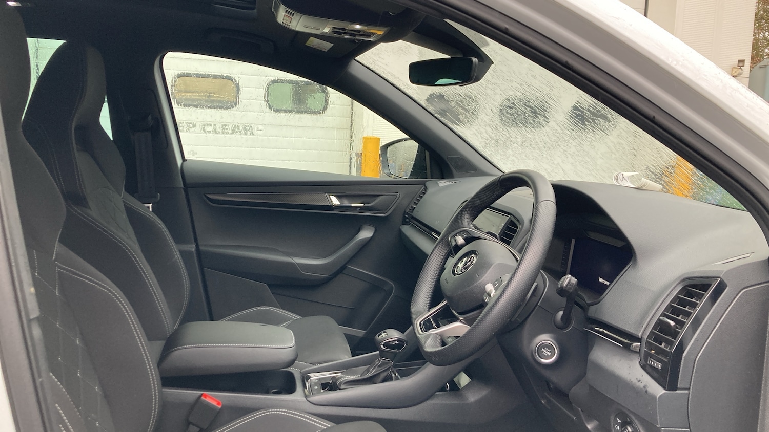 Used Skoda Karoq 2024 for sale - 77274745: Photo 15