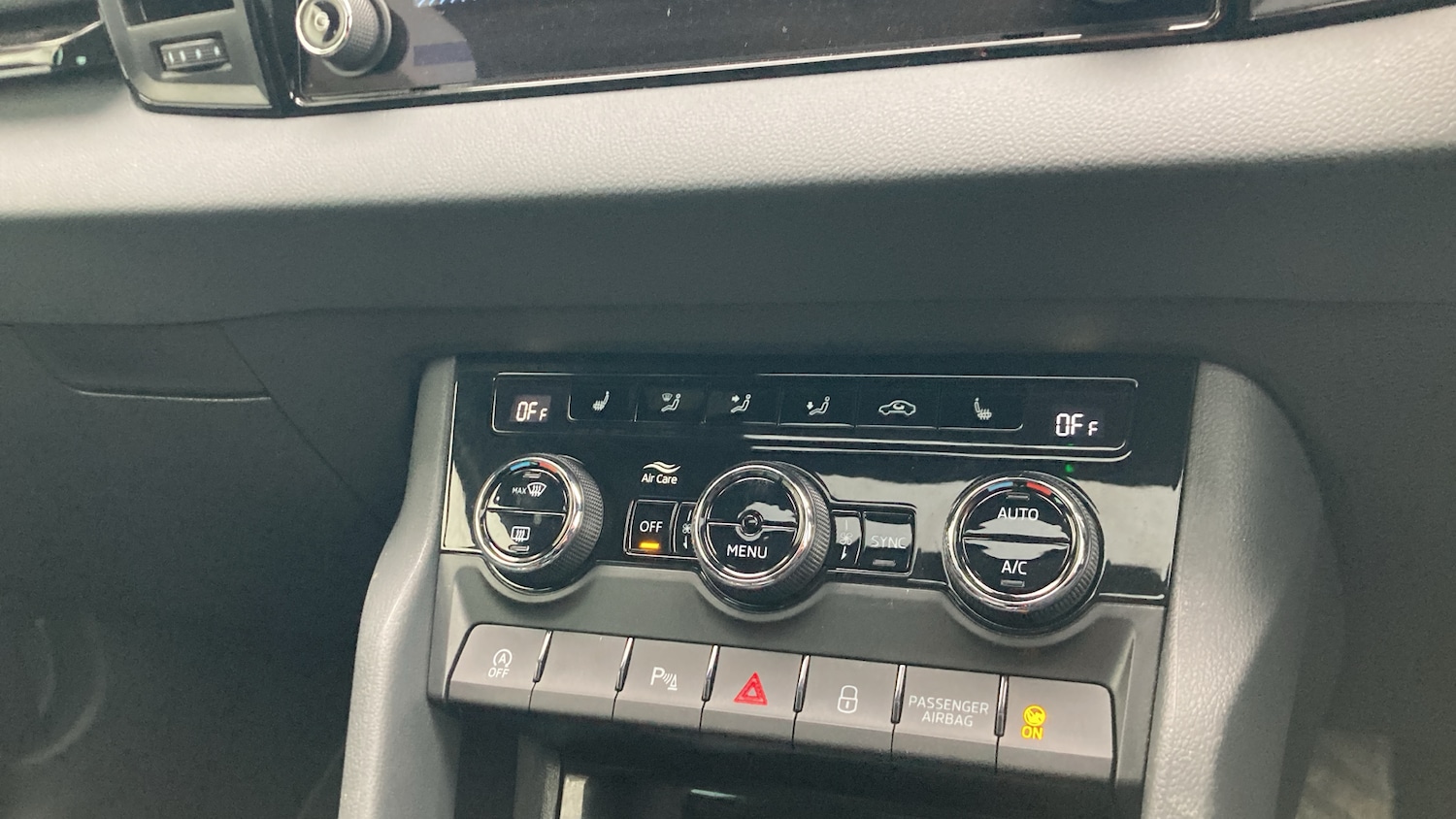 Used Skoda Karoq 2024 for sale - 77274745: Photo 23