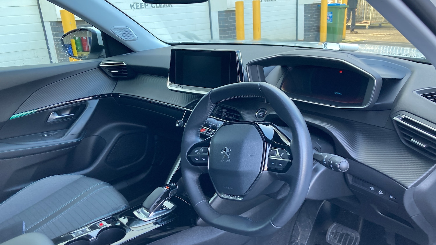 Used Peugeot 2008 2022 for sale - 77777443: Photo 11