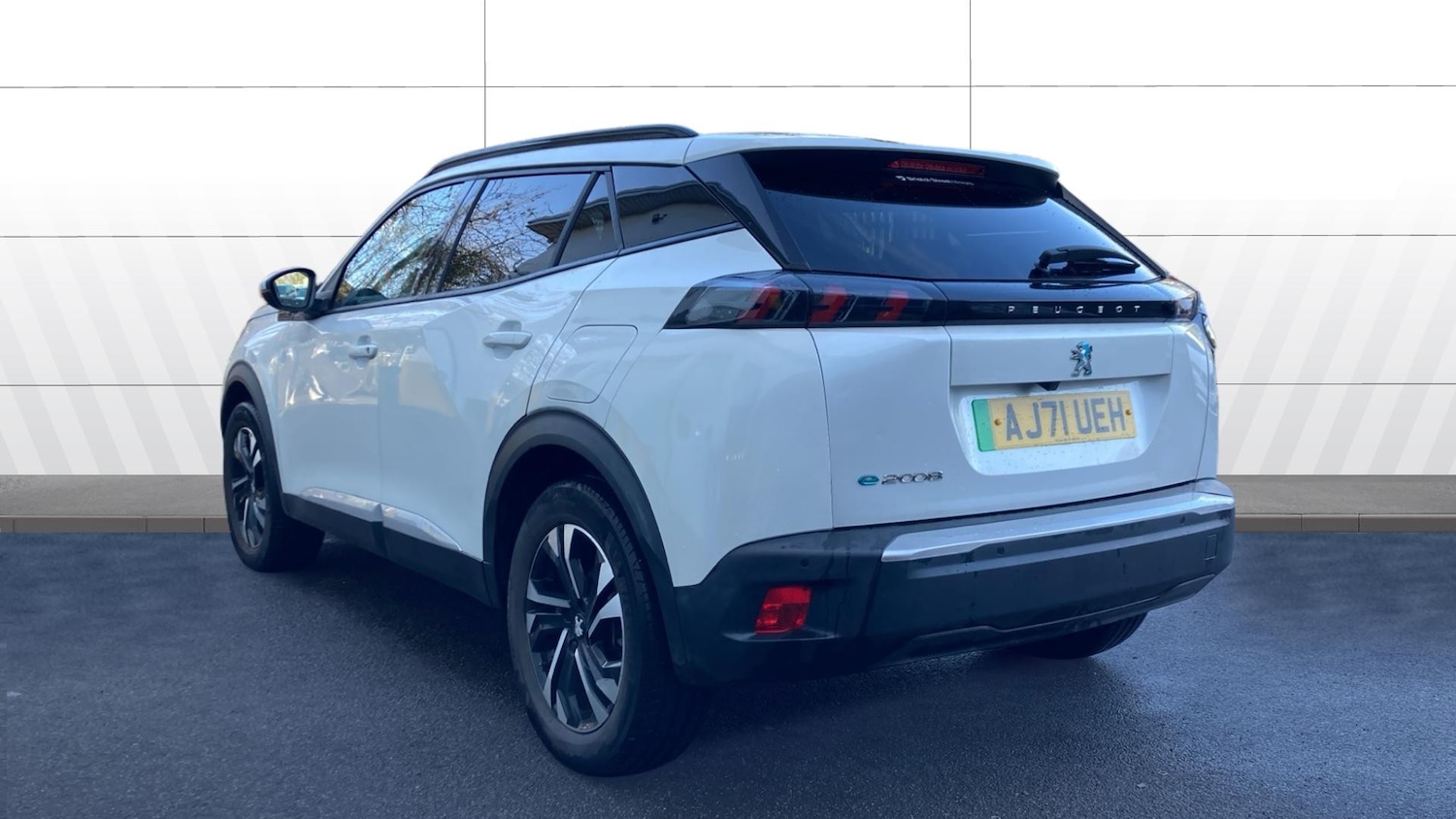 Used Peugeot 2008 2022 for sale - 77777443: Photo 2