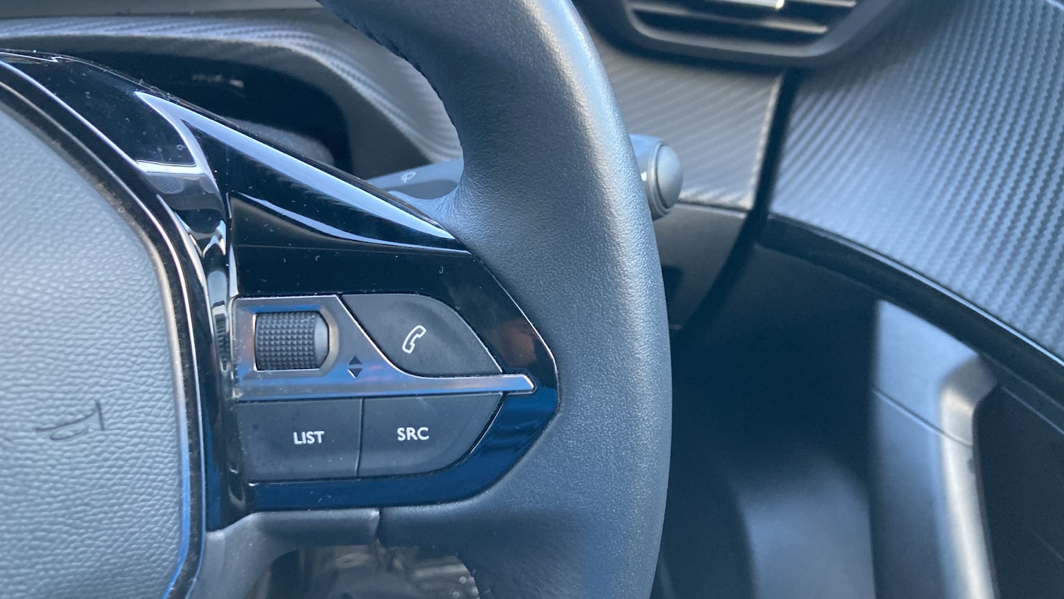 Used Peugeot 2008 2022 for sale - 77777443: Photo 22