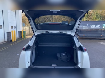 Used Peugeot 2008 2022 for sale - 77777443: Photo