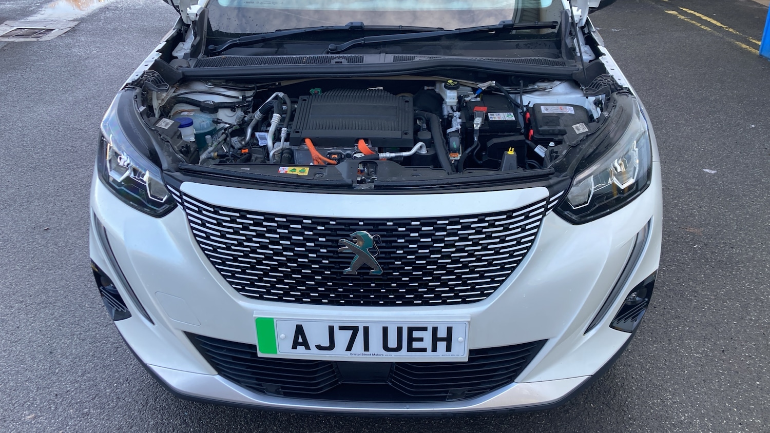 Used Peugeot 2008 2022 for sale - 77777443: Photo 8