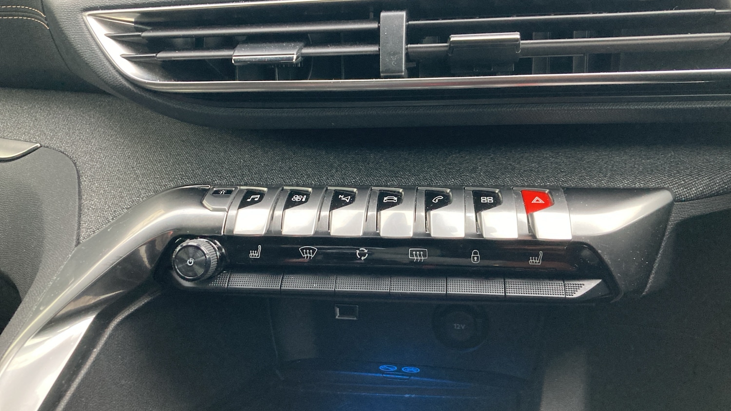 Used Peugeot 3008 2019 for sale - 77083272: Photo 23